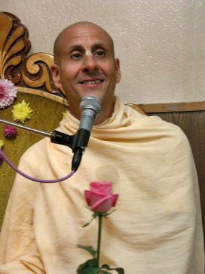 1291-01-radhanath-swami