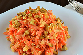 Морковный салат с орехами Морковный салат с орехами